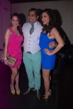 Shazahn Padamsee, Shailendra Singh, Sophie Choudry at DJ magazine launch in F Bar on 6th July 2012 (68).JPG
